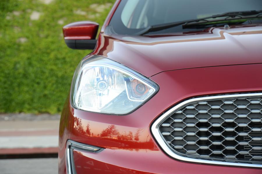 Детали экстерьера Ford Figo Titanium 2018 года  (фото 34 из 40)